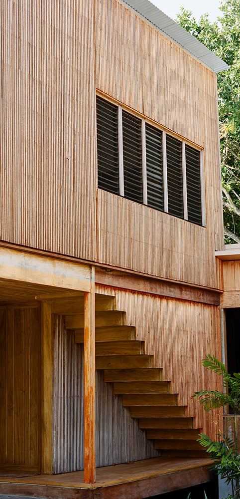 COPPOLA-TURTELL INN-MAISON-LAURENT-DEROO-ARCHITECTE-MAISON-BOIS-ESCALIER COPPOLA-TURTELL INN-MAISON-LAURENT-DEROO-ARCHITECTE-HOUSE-WOOD-STAIRCASE